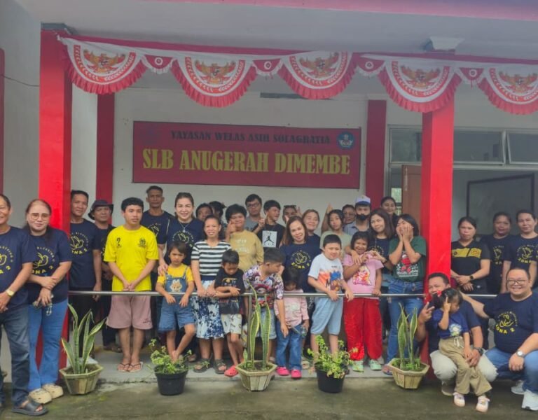 Berbagi Kasih Family Blessing Zona 2 YHS Lembah Pujian, Hadirkan Sukacita bagi Anak-Anak Spesial di Dimembe