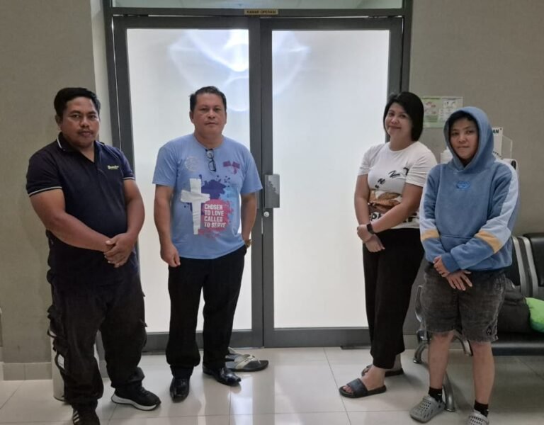 Kunjungan Doa Jemaat di Rumah Sakit Hermina Manado