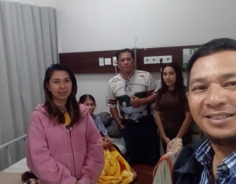 Care Department YHS Temani Masa Pemulihan Ibu Yemi Karu