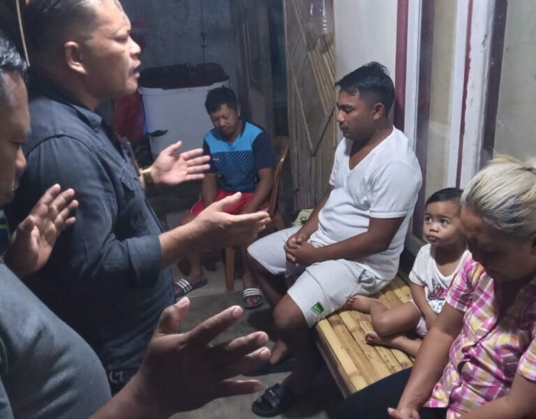 Gereja YHS Lembah Pujian Doakan Jemaat yang Berulang Tahun di Sawangan Lestari